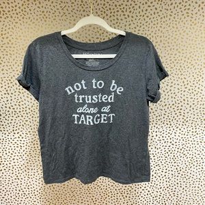 Closet Cleanout✨ Fifth Sun T-Shirt (Size L)